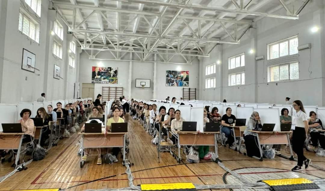 Paytaxt üzrə 3070 təhsilverən sertifikatlaşdırma prosesinə dəvət olunub