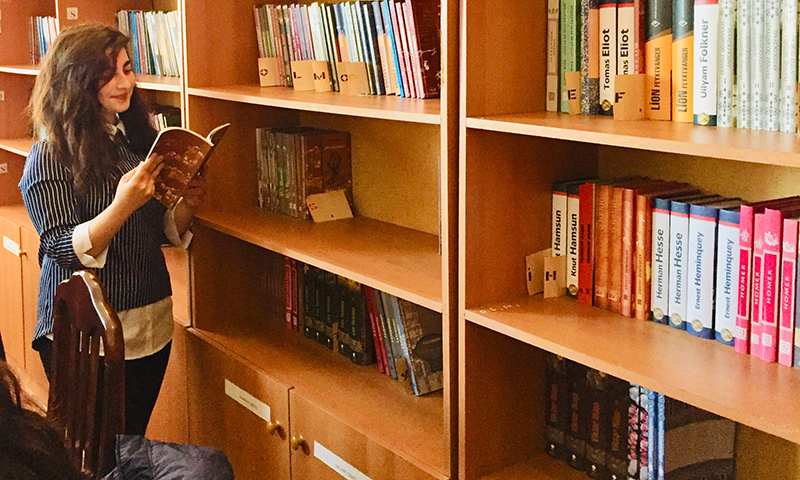 “Kitab oxusu ən mənalı məşğuliyyətdir” devizi altında “Oxu günü”