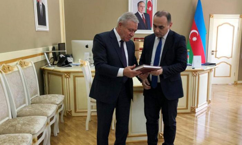 İki ali təhsil müəssisəsi arasında əməkdaşlıq məsələləri müzakirə edilib
