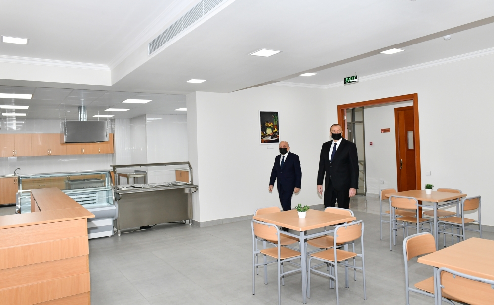 Prezident İlham Əliyev Azərbaycan İlahiyyat İnstitutunun yeni binasının açılışında iştirak edib