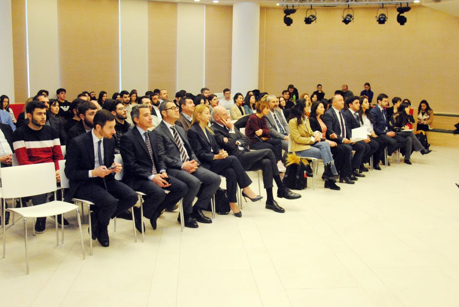 ADA Universitetində İtaliya-Azərbaycan Bağçılıq Sərgisi