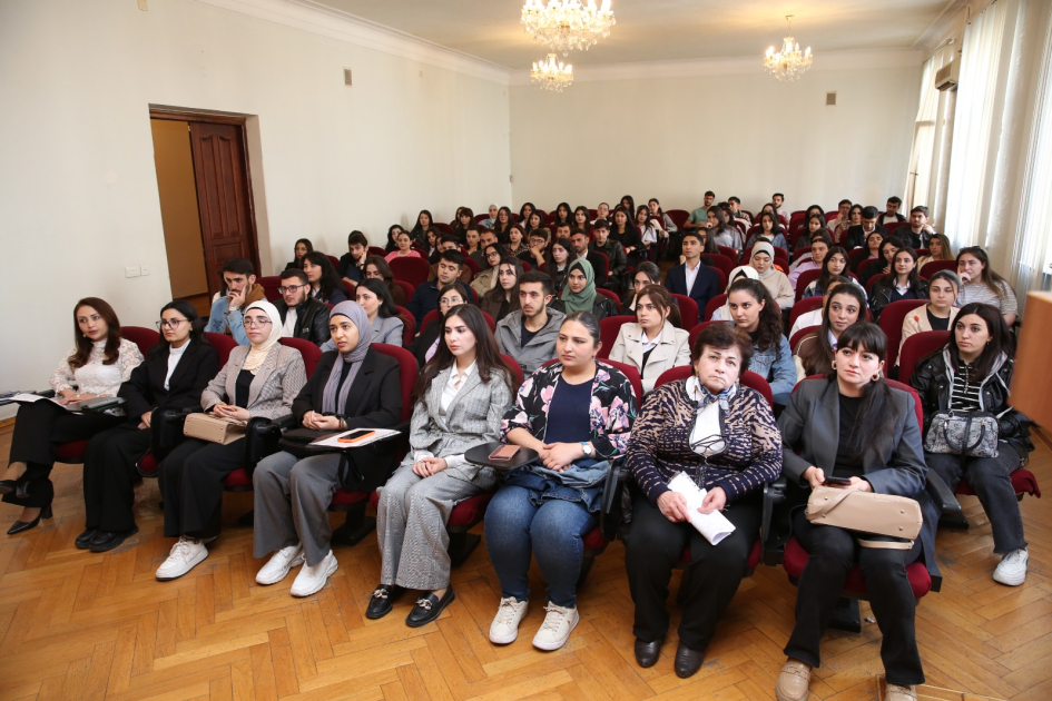 ADPU-da magistratura imtahanlarında yüksək bal toplayan tələbələr üçün infosessiya təşkil olunub