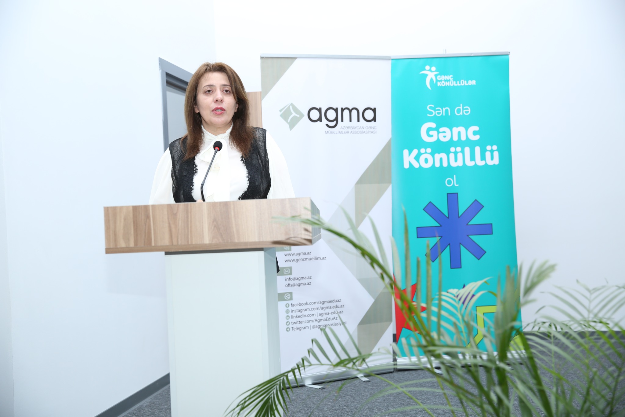 “Gənc müəllimlərin yaşıl dünya konfransı: ətraf mühit naminə dayanıqlı inkişaf” adlı tədbir keçirilib