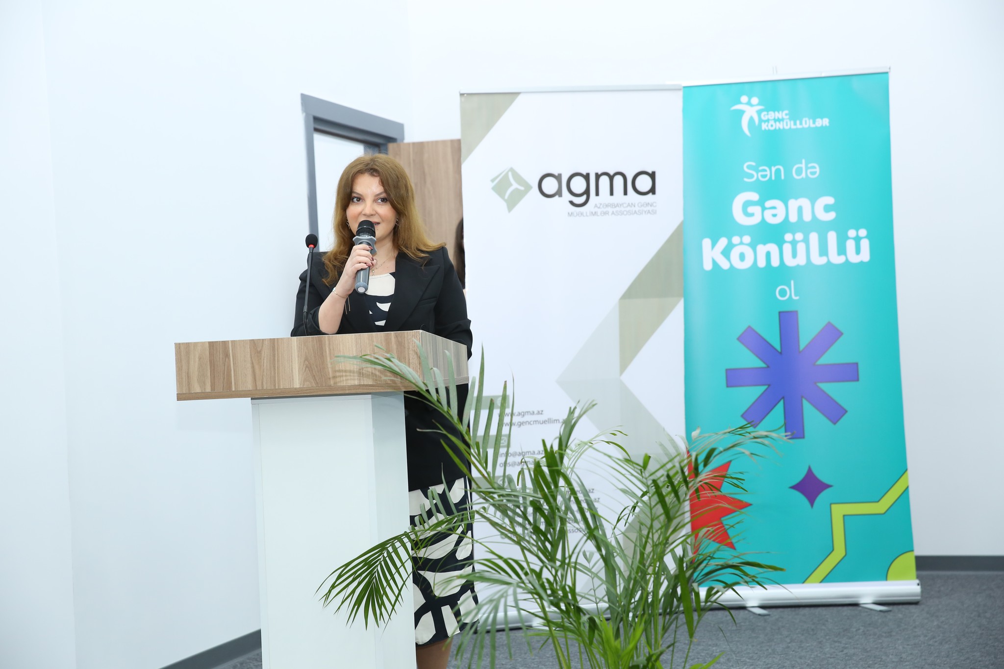 “Gənc müəllimlərin yaşıl dünya konfransı: ətraf mühit naminə dayanıqlı inkişaf” adlı tədbir keçirilib