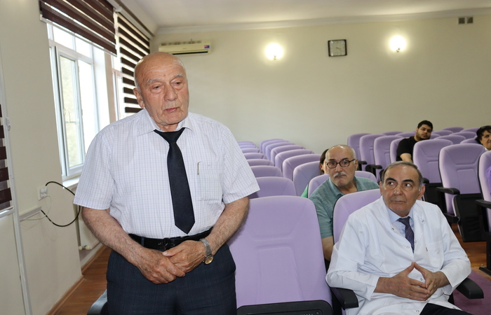 Almaniyalı alim Molekulyar Biologiya və Biotexnologiyalar İnstitutunda elmi ezamiyyətdə olub