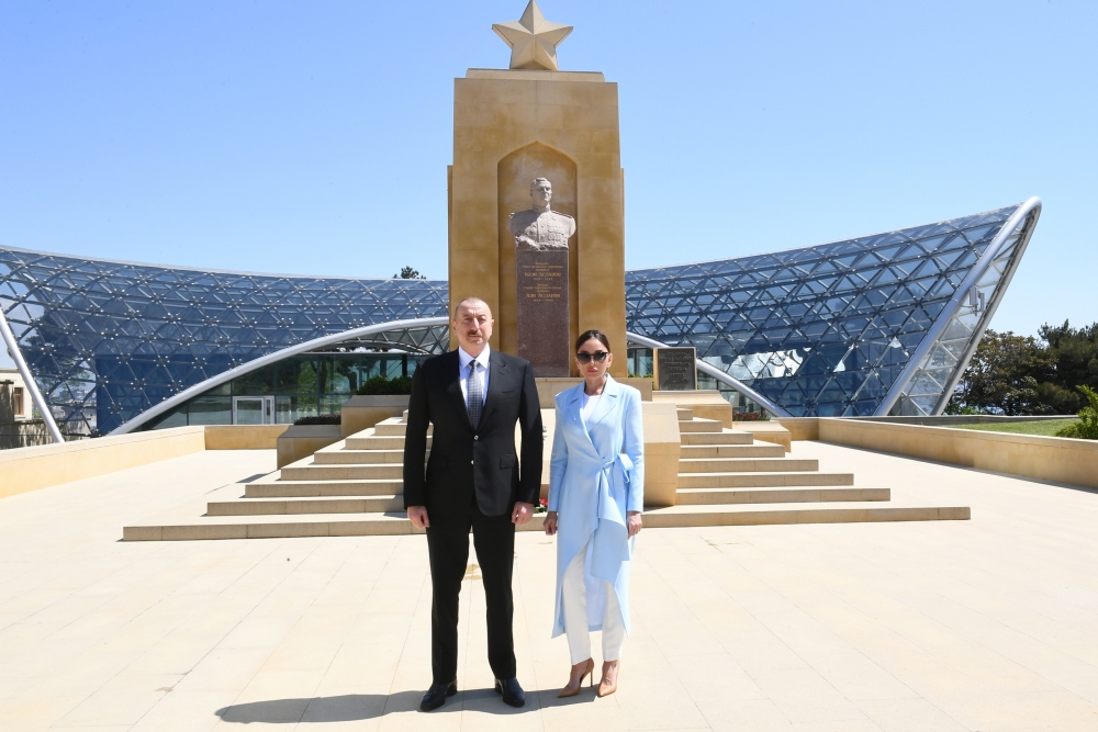 Böyük Vətən müharibəsində həlak olan Azərbaycan övladlarının xatirəsi ehtiramla anılıb