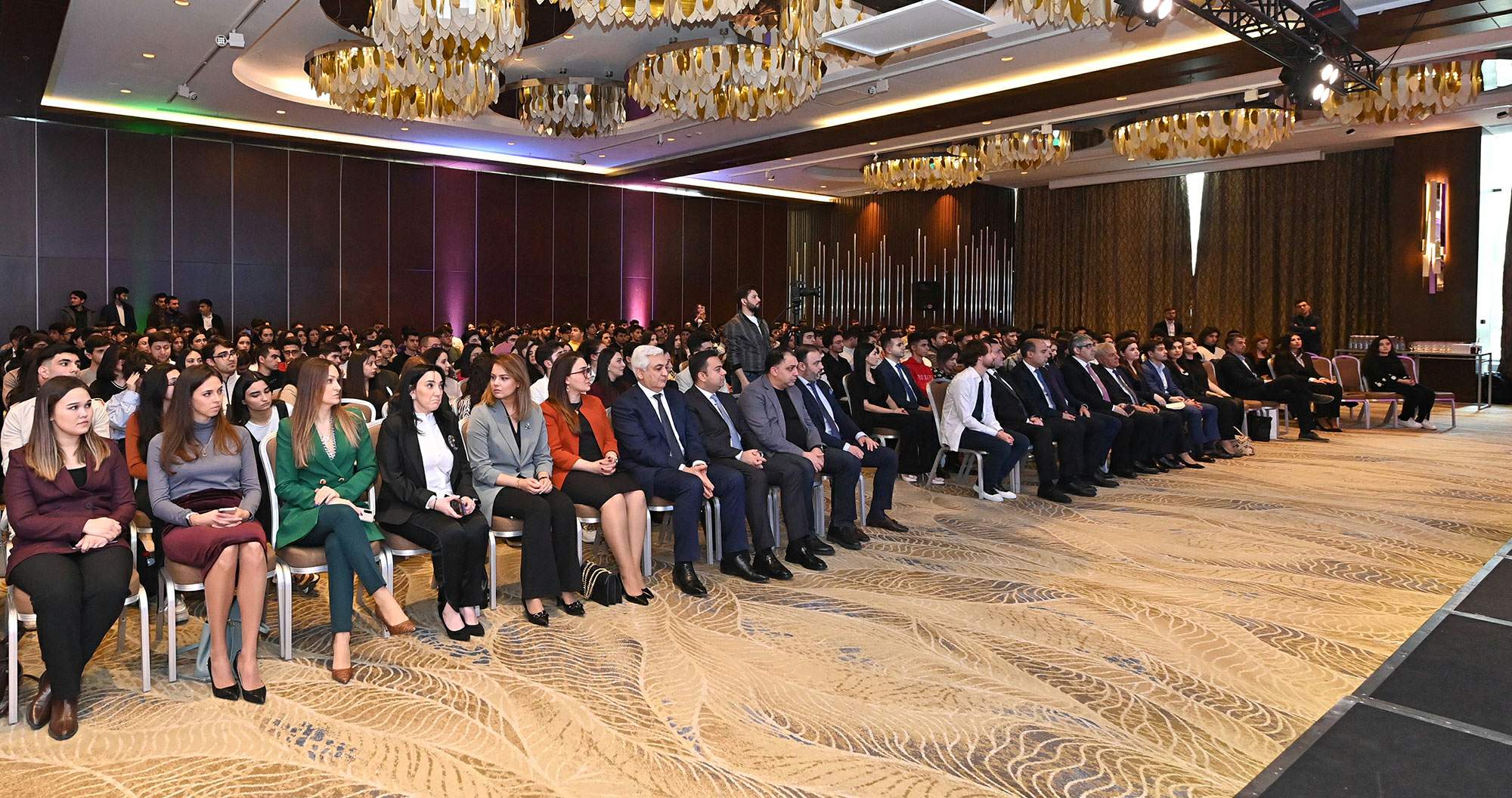 “Code For Future” layihəsi çərçivəsində məzun günü
