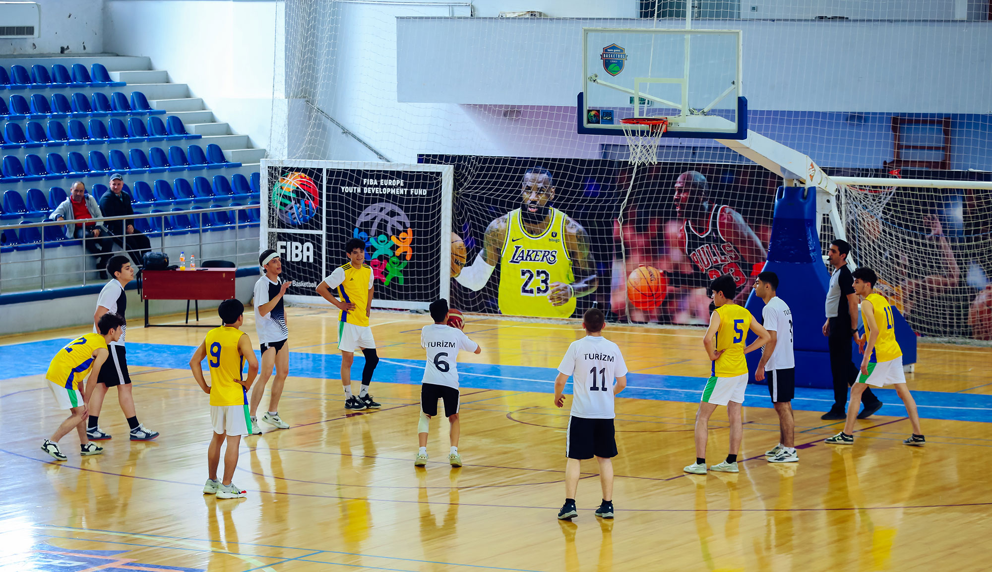 Tələbələr arasında keçirilən basketbol turnirinə yekun vurulub