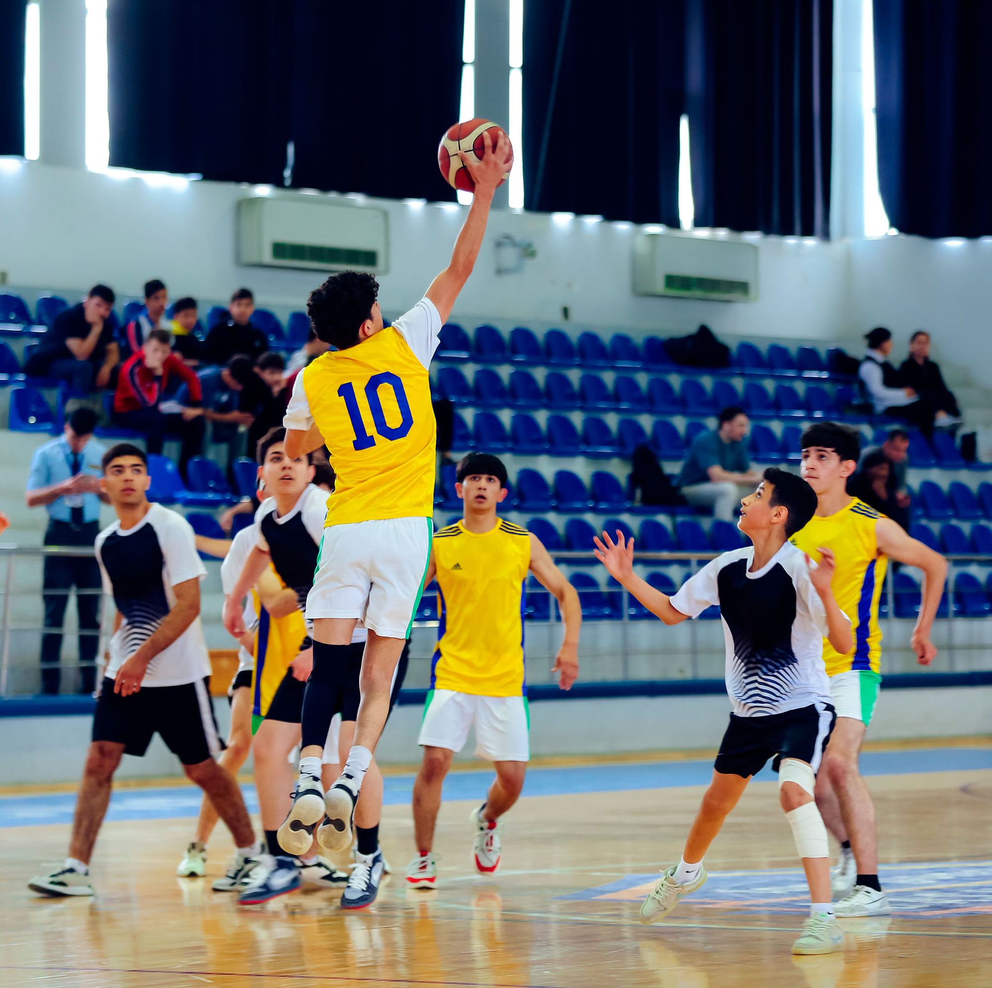 Tələbələr arasında keçirilən basketbol turnirinə yekun vurulub