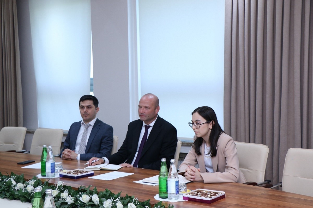 QS-in regional direktoru: “AzMİU bir neçə istiqamətdə uğurla irəliləyir”