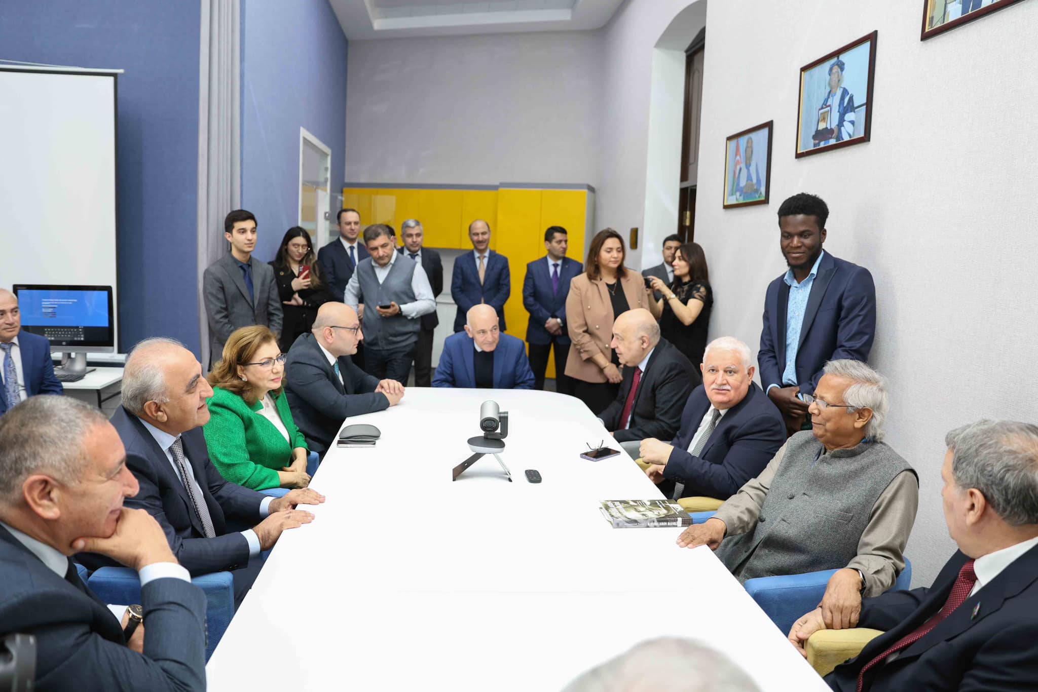 Nobel Sülh mükafatçısı Məhəmməd Yunus adına mərkəzin açılışı olub