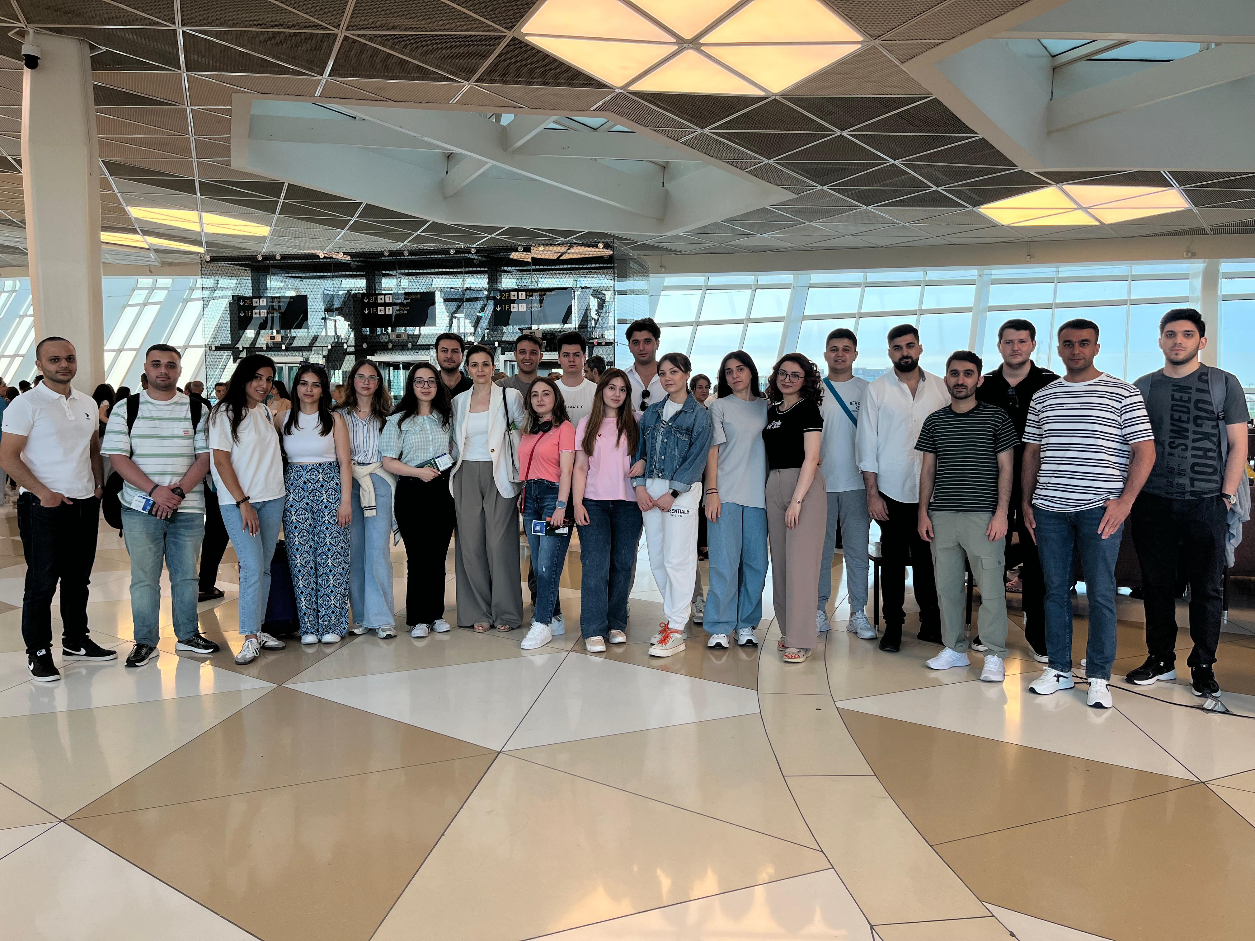 Vorvik Universitetində təşkil edilən Yay məktəbinə cəlb olunan tələbələr ilk dərslərinə başlayıblar