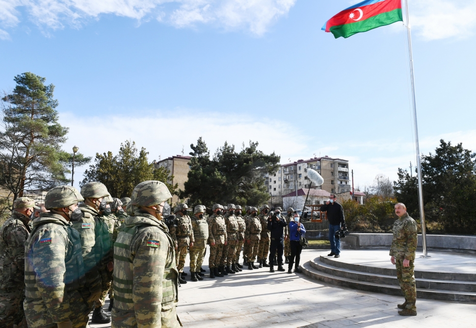 Prezident İlham Əliyev Füzuli rayonunda Füzuli-Şuşa yolunun və hava limanının təməllərini qoyub, Şuşa şəhərində səfərdə olub