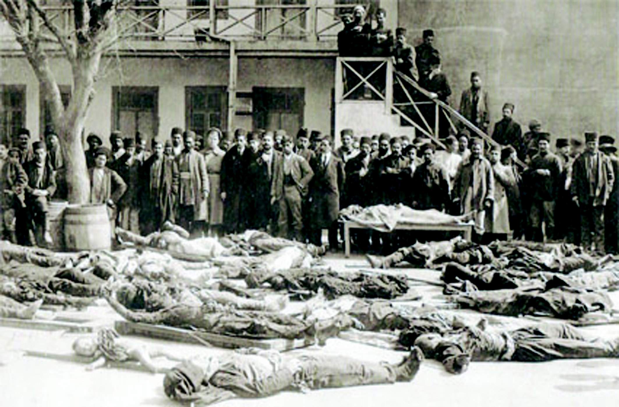 Keçmişin dərslərindən ibrət götürməli və QALİB RUHUMUZU ƏBƏDİ YAŞATMALIYIQ