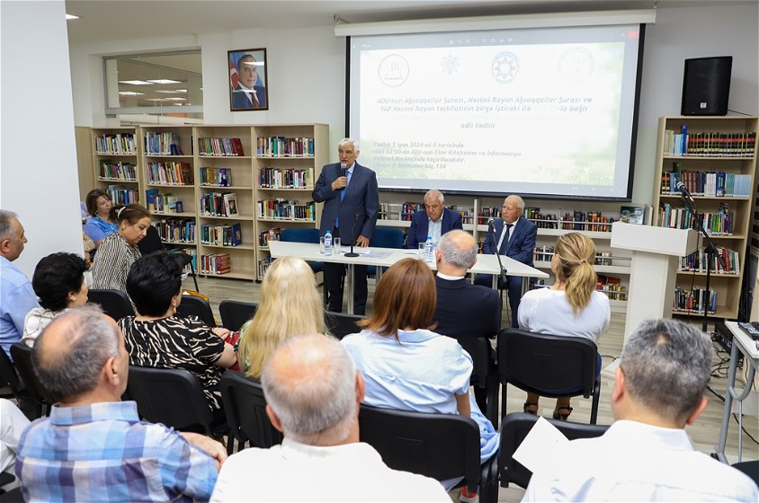 ADU-da “İqlim dəyişikliyi müasir dövrün ən qlobal problemidir” mövzusunda tədbir keçirilib