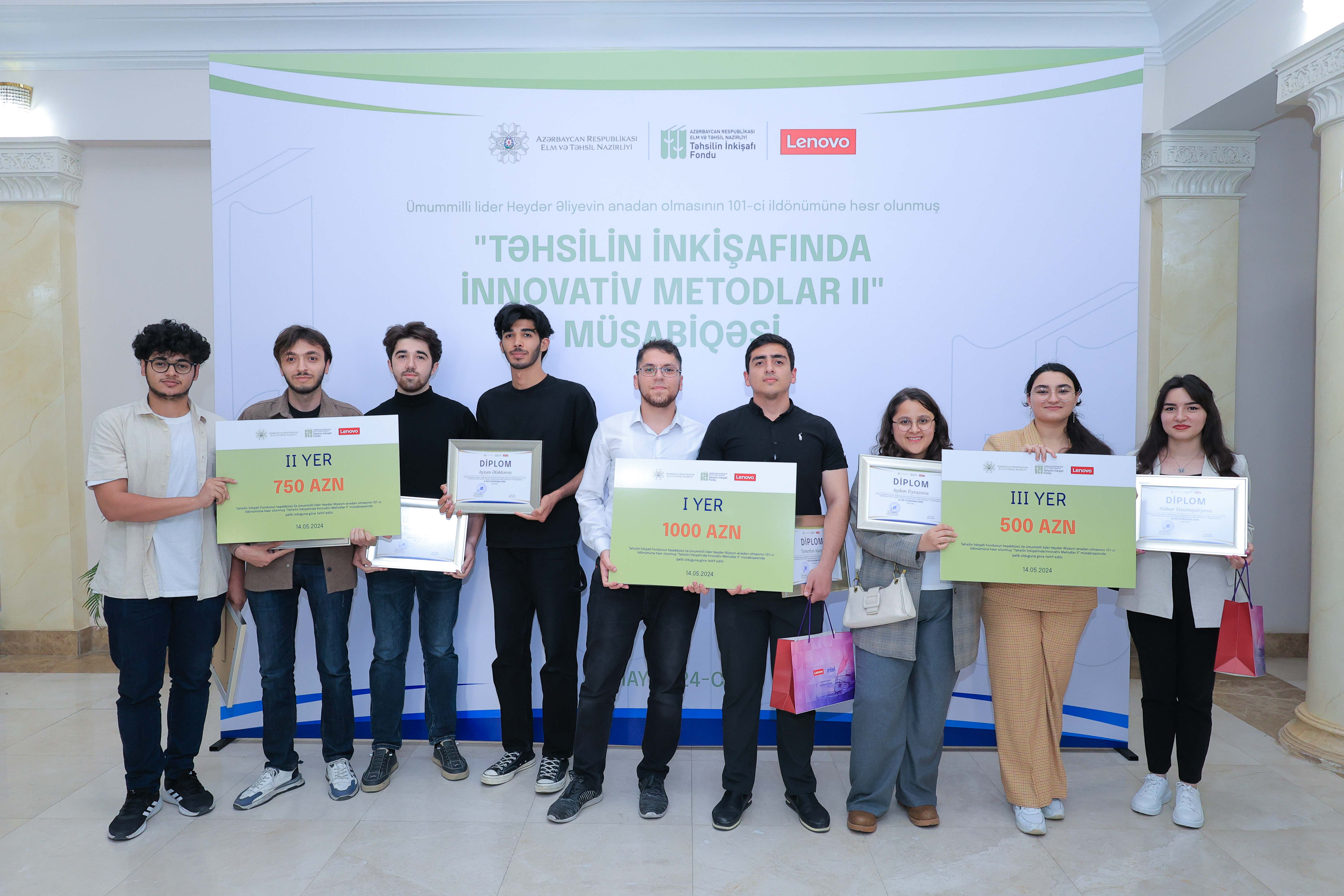 Tələbələr təhsildə hər kəs üçün sərfəli innovativ metodlar təklif etdi