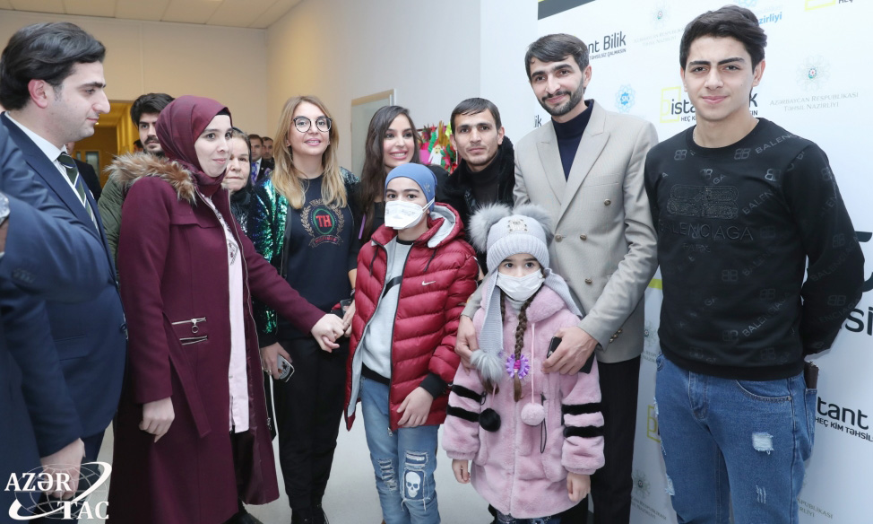 Leyla Əliyeva Milli Hematologiya və Transfuziologiya Mərkəzində müalicə alan uşaqlarla görüşüb