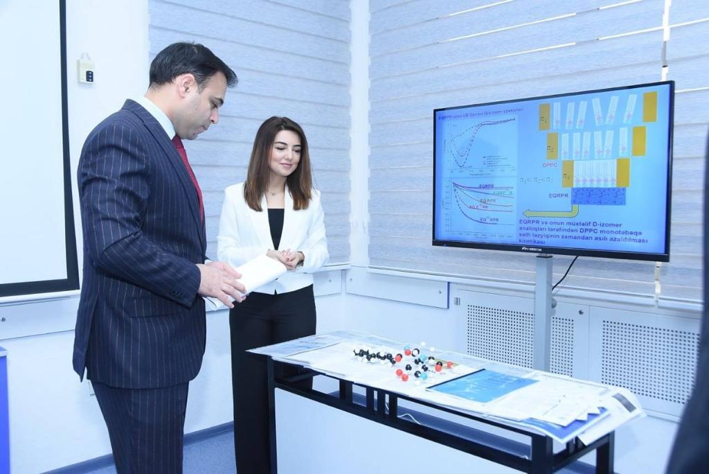 Xərçəng xəstəliyinin müalicəsi istiqamətində araşdırma aparan gənc alim