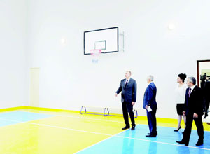 Böyütmək üçün şəkili seçin