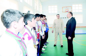 Böyütmək üçün şəkili seçin