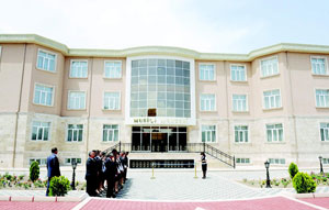 Böyütmək üçün şəkili seçin
