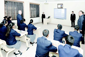 Böyütmək üçün şəkili seçin