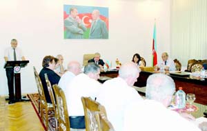 Böyütmək üçün şəkili seçin